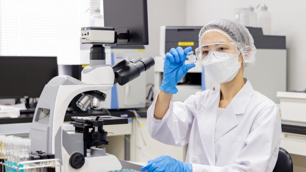 素材・化学・食品・医薬品技術職｜生産技術・生産管理【医薬品】｜正社員（無期契約）｜富山県