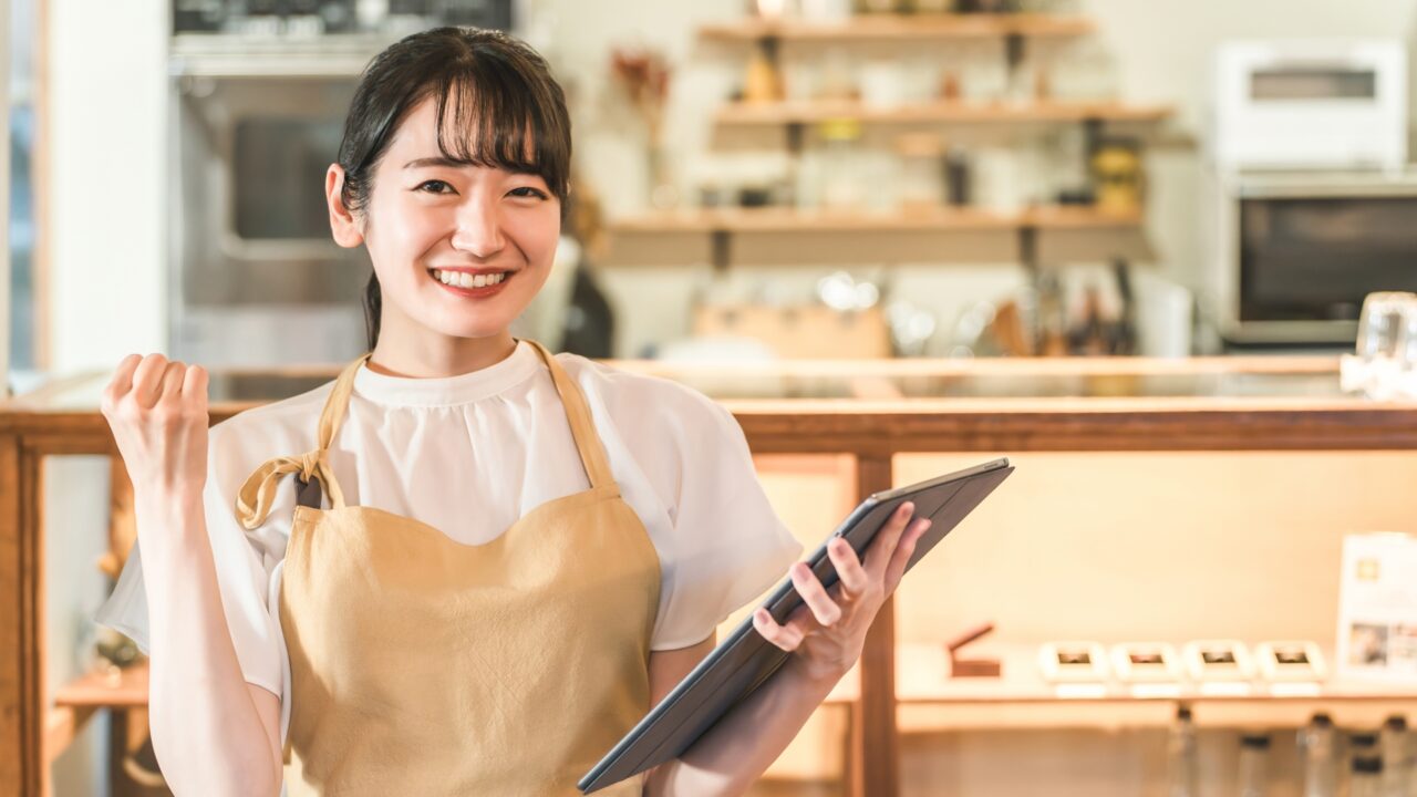 接客販売系｜正社員｜茨城県,埼玉県,千葉県,東京都,神奈川県,京都府,大阪府,兵庫県,奈良県,和歌山県｜エリア
関西エリア（大阪、兵庫、奈良、和歌山、京都）/ 関東エリア（東京、神奈川、千葉、埼玉、茨城）

【勤務地】
関東エリア：東京・千葉・神奈川・埼玉・茨城
関西エリア：大阪・京都・兵庫・奈良・和歌山

※駅前、商業施設内、フードコート、ロードサイドなど多様な店舗形態
※店舗詳細は、HPをご参照ください
https://kamukura.co.jp/shoplist/