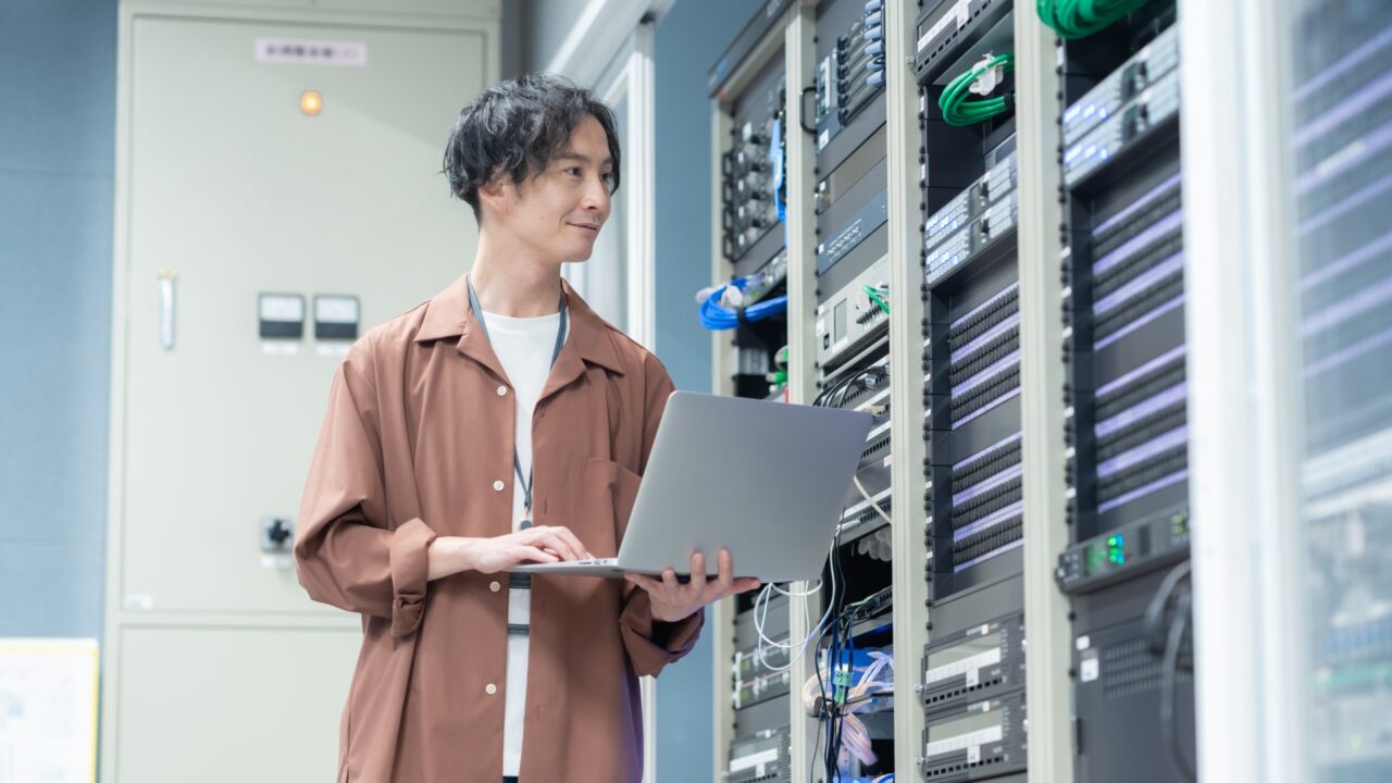 ITエンジニア【システム開発・SE・インフラ】｜Web・オープン系 SE【アプリケーション設計】｜正社員（無期契約）｜東京都 ほか