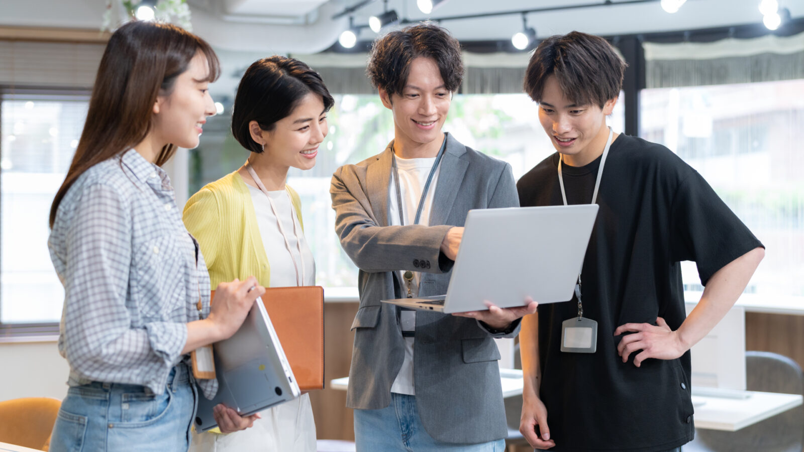 クリエイティブ関連の求人アイキャッチ画像